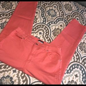 Lee Classic Fit Strait Leg Jeans in Salmon Pink